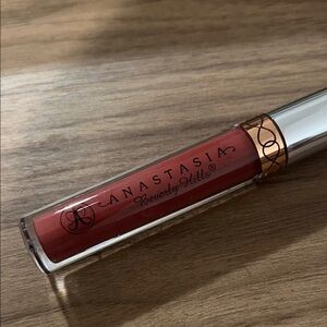 Anastasia Beverly Hills liquid lipstick